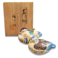 楠部彌弌　色絵鴛鴦置物